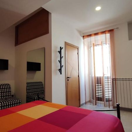 Al Fly Bed & Breakfast โมโนโปลี ภายนอก รูปภาพ